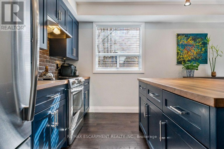 5 - 469 CLARIDGE ROAD, Burlington (Roseland), Ontario, L7N2S1