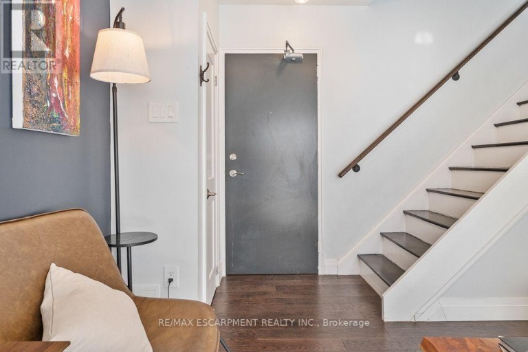 5 - 469 CLARIDGE ROAD, Burlington (Roseland), Ontario, L7N2S1