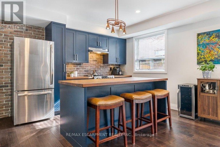5 - 469 CLARIDGE ROAD, Burlington (Roseland), Ontario, L7N2S1