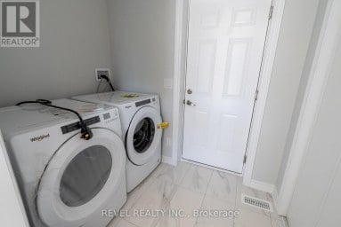 14 PARADISE WAY Whitby (Rolling Acres) Ontario photo 16