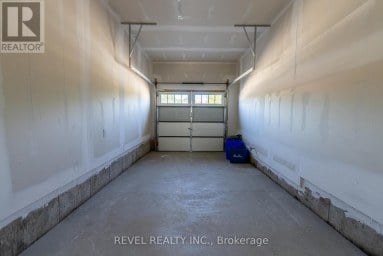 14 PARADISE WAY Whitby (Rolling Acres) Ontario photo 17