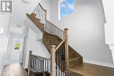 14 PARADISE WAY Whitby (Rolling Acres) Ontario photo 18