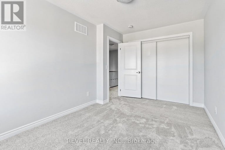 14 PARADISE WAY, Whitby (Rolling Acres), Ontario, L1R0R7