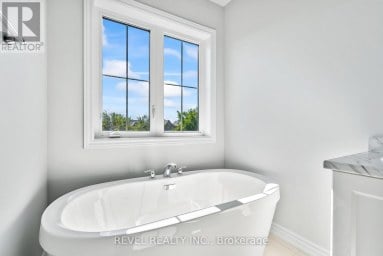 14 PARADISE WAY Whitby (Rolling Acres) Ontario photo 31