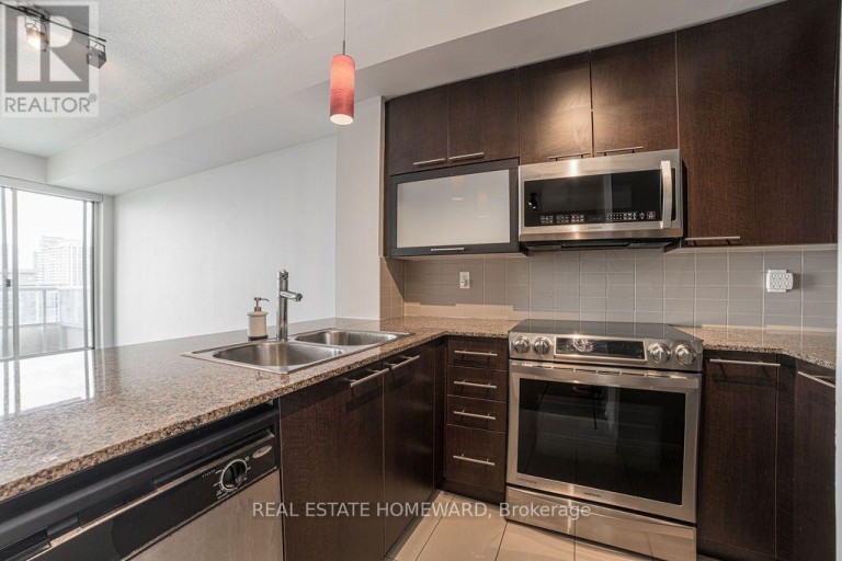 1407 - 500 SHERBOURNE STREET, Toronto (North St. James Town), Ontario, M4X1L1