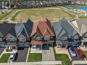 8 MONKTON CIRCLE Brampton (Credit Valley) Ontario photo 2
