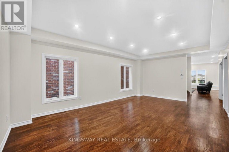 8 MONKTON CIRCLE, Brampton (Credit Valley), Ontario, L6Y0X1
