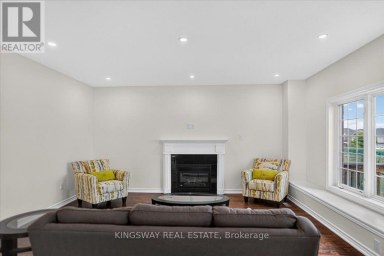 8 MONKTON CIRCLE Brampton (Credit Valley) Ontario photo 9