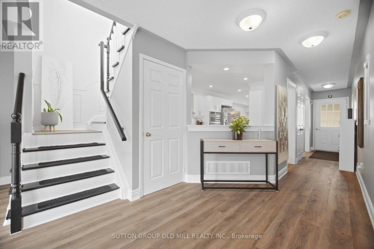 5318 BUSHELGROVE CIRCLE, Mississauga (Central Erin Mills), Ontario, L5M6C6