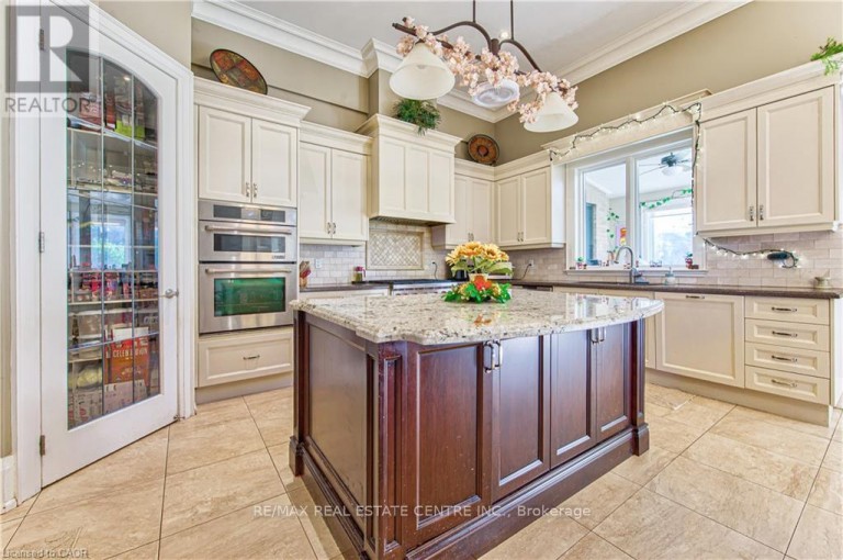 330 MACDONALD STREET, Caledon (Inglewood), Ontario, L7C1G7