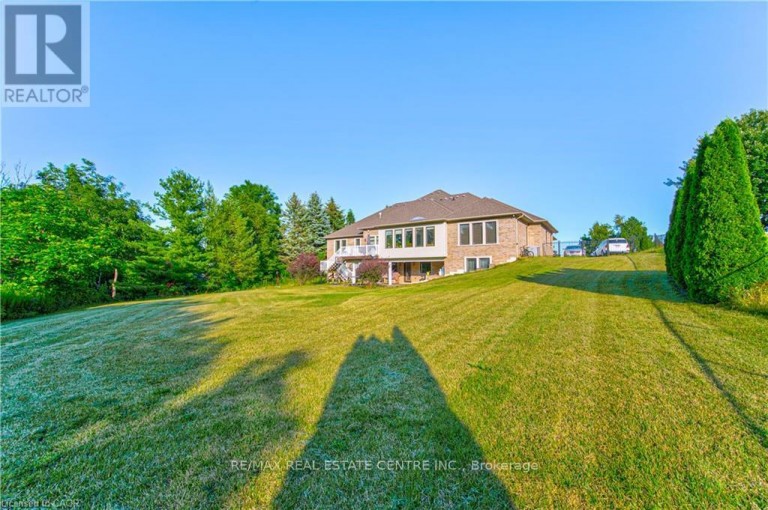 330 MACDONALD STREET, Caledon (Inglewood), Ontario, L7C1G7
