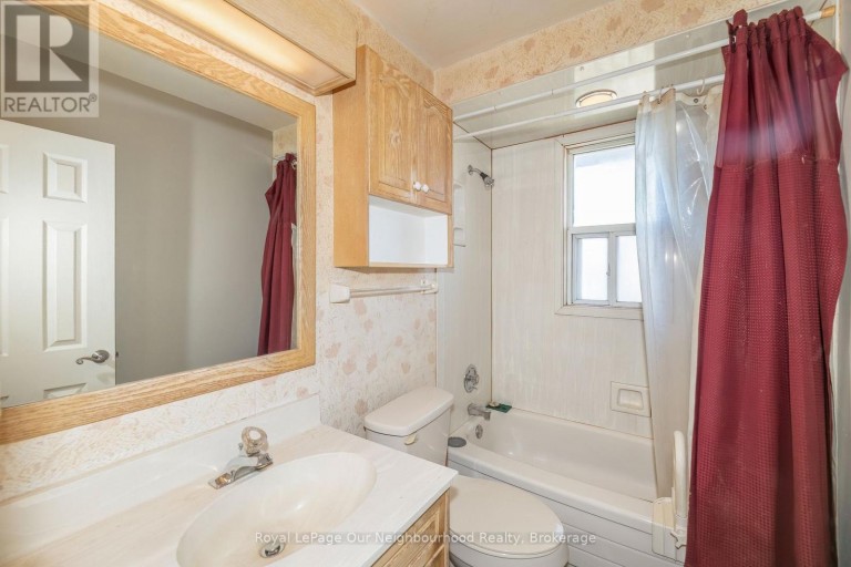 1500 LAKESIDE STREET, Oshawa (Lakeview), Ontario, L1J3Y3