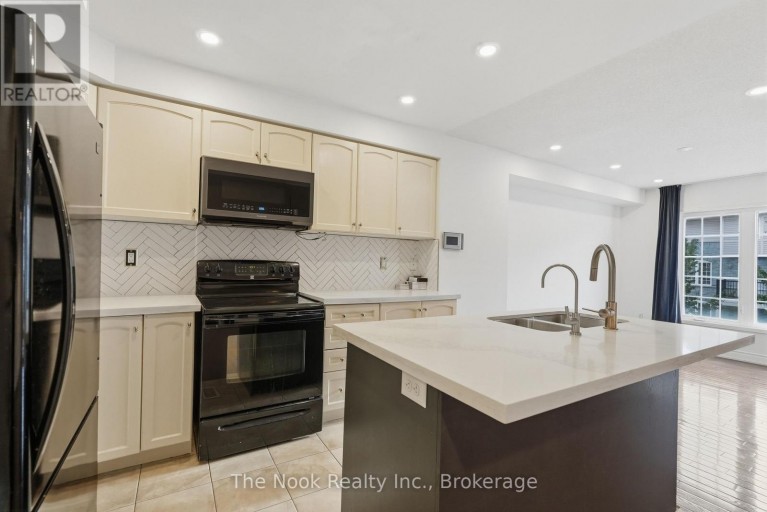 27 BLUNDEN ROAD, Ajax (Central East), Ontario, L1Z0K9