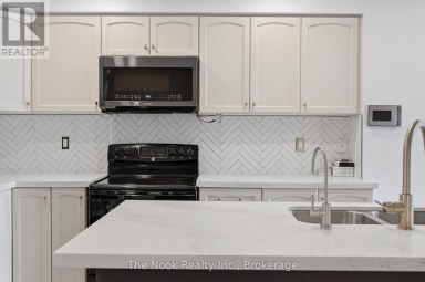 27 BLUNDEN ROAD Ajax (Central East) Ontario photo 7