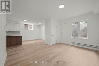 3 - 403 THORTON ROAD N Oshawa (McLaughlin) Ontario photo 4