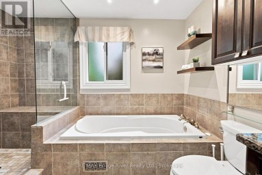 7 LYNDHURST CRESCENT Whitby (Williamsburg) Ontario photo 23