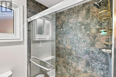 7 LYNDHURST CRESCENT Whitby (Williamsburg) Ontario photo 31