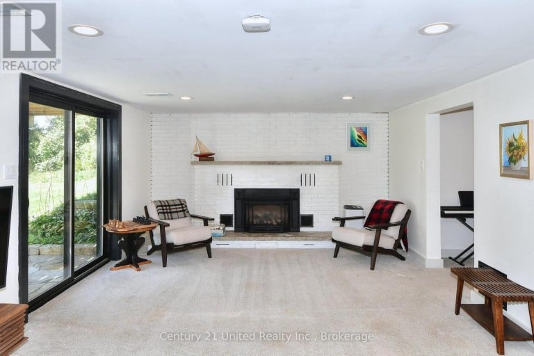 1915 PINEHURST AVENUE, Selwyn, Ontario, K0L2H0