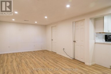 8 DUFFERIN STREET Barrie (Sanford) Ontario photo 20