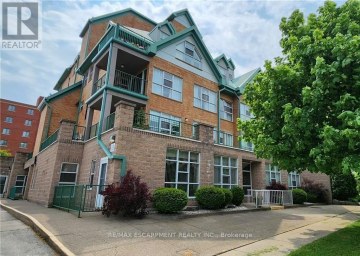 204 - 19 LAKE AVENUE S Hamilton (Stoney Creek) Ontario photo 1