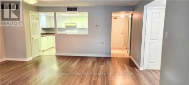 204 - 19 LAKE AVENUE S Hamilton (Stoney Creek) Ontario photo 5