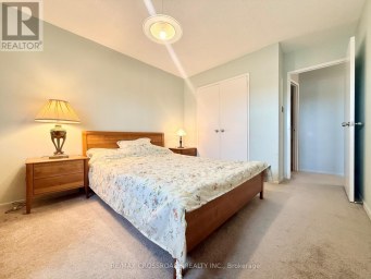 1109 - 5 PARKWAY FOREST DRIVE Toronto (Henry Farm) Ontario photo 11