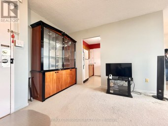 1109 - 5 PARKWAY FOREST DRIVE Toronto (Henry Farm) Ontario photo 6