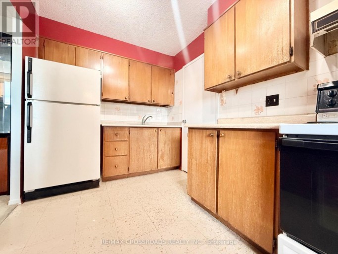 1109 - 5 PARKWAY FOREST DRIVE, Toronto (Henry Farm), Ontario, M2J1L2