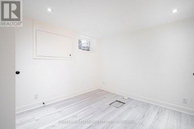 LOWER - 138 MILVERTON BOULEVARD Toronto (Danforth) Ontario photo 10