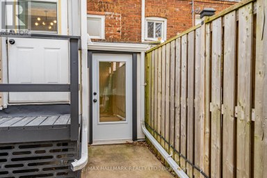 LOWER - 138 MILVERTON BOULEVARD Toronto (Danforth) Ontario photo 11