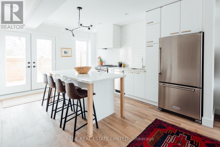 UPPER - 83 INGHAM AVENUE, Toronto (North Riverdale), Ontario, M4K2W8
