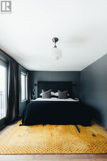 UPPER - 83 INGHAM AVENUE, Toronto (North Riverdale), Ontario, M4K2W8