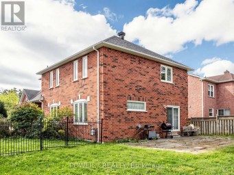 622 CARLTON ROAD Markham (Markville) Ontario photo 3