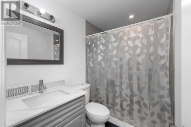 UPPER - 64 COLDWELL BAY CIRCLE Vaughan (Kleinburg) Ontario photo 38