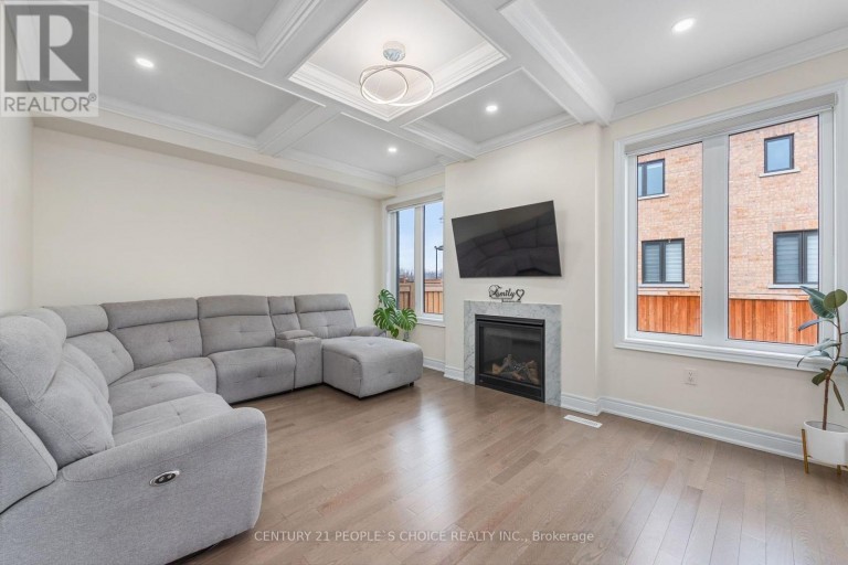 UPPER - 64 COLDWELL BAY CIRCLE, Vaughan (Kleinburg), Ontario, L4H5E9