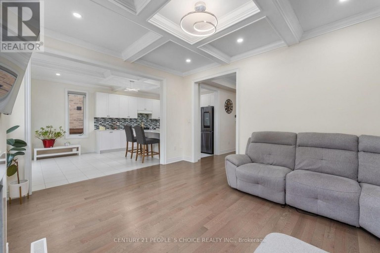 UPPER - 64 COLDWELL BAY CIRCLE, Vaughan (Kleinburg), Ontario, L4H5E9