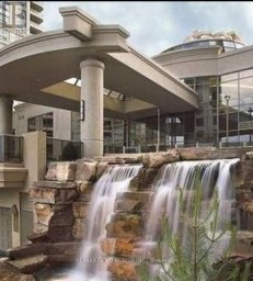 1501 - 3880 DUKE OF YORK BOULEVARD Mississauga (City Centre) Ontario photo 3