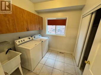 6 SWEET BRIAR LANE Brampton (Snelgrove) Ontario photo 16