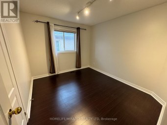 6 SWEET BRIAR LANE Brampton (Snelgrove) Ontario photo 21