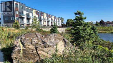 219 - 155 DOWNSVIEW PARK BOULEVARD Toronto (Downsview-Roding-CFB) Ontario photo 2