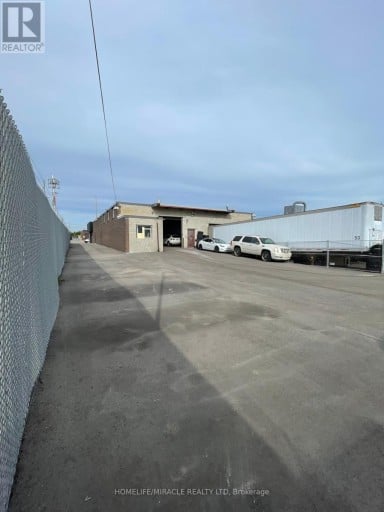 5270 CREEKBANK ROAD, Mississauga (Northeast), Ontario, L4W1N4