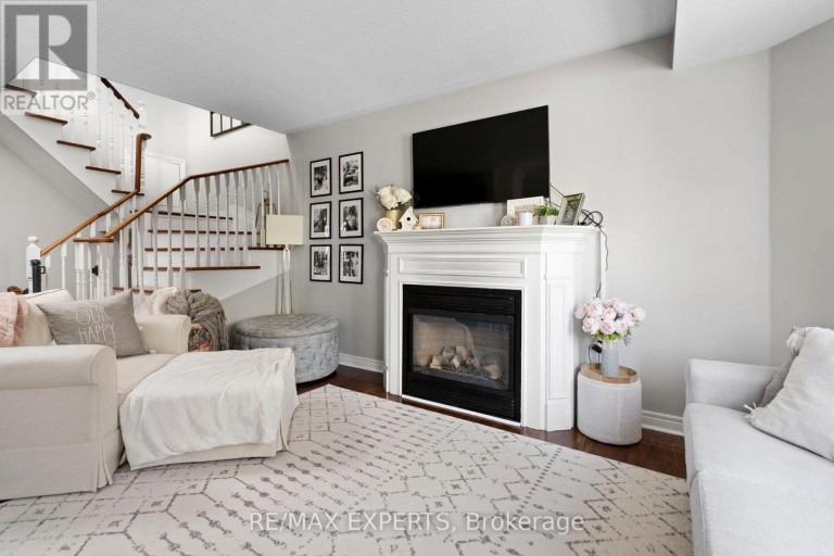 28 CRESTRIDGE DRIVE, Caledon (Bolton North), Ontario, L7E2T7