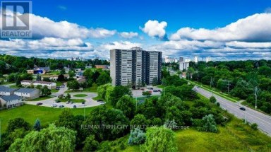 509 - 225 HARVARD PLACE N Waterloo Ontario photo 2