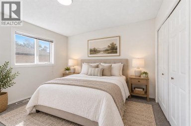 2, 2132 35 Avenue SW Calgary Alberta photo 22