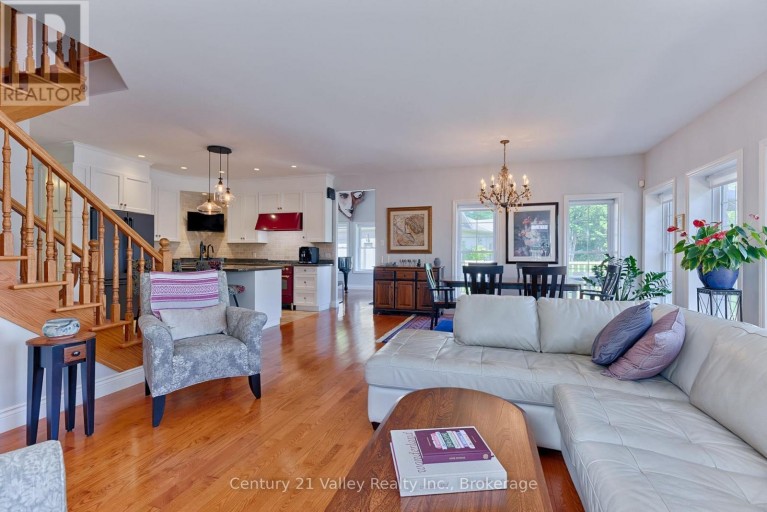 121 WOLFE RAPIDS ROAD, Greater Madawaska, Ontario, K0J2R0
