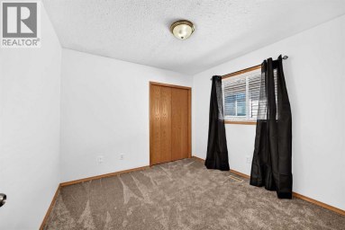 184 Douglas Ridge Green SE Calgary Alberta photo 28