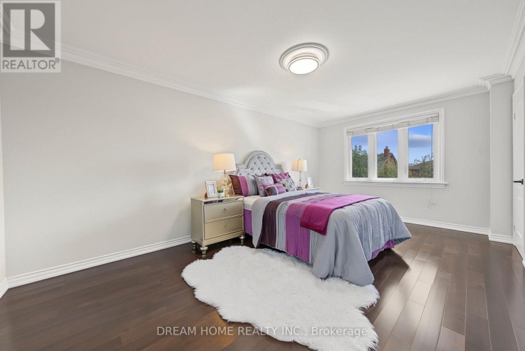 509 FOREST DRIVE, Vaughan (West Woodbridge), Ontario, L4L6M6