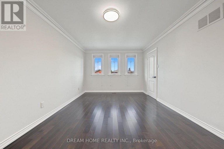 509 FOREST DRIVE, Vaughan (West Woodbridge), Ontario, L4L6M6