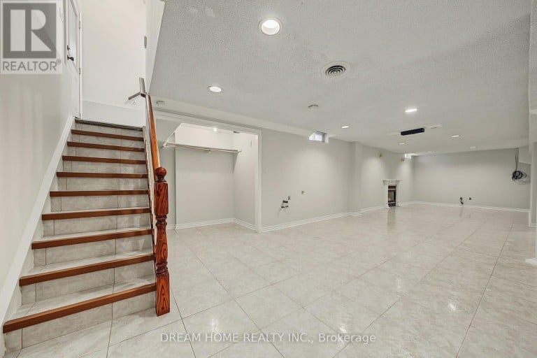 509 FOREST DRIVE, Vaughan (West Woodbridge), Ontario, L4L6M6