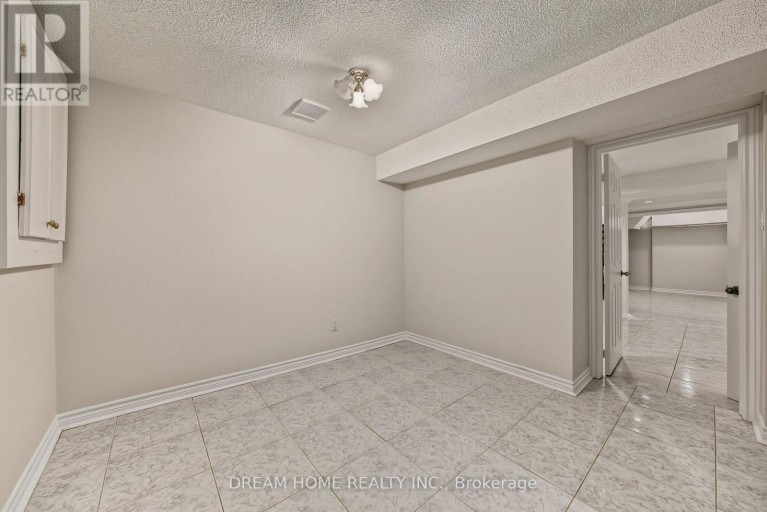 509 FOREST DRIVE, Vaughan (West Woodbridge), Ontario, L4L6M6